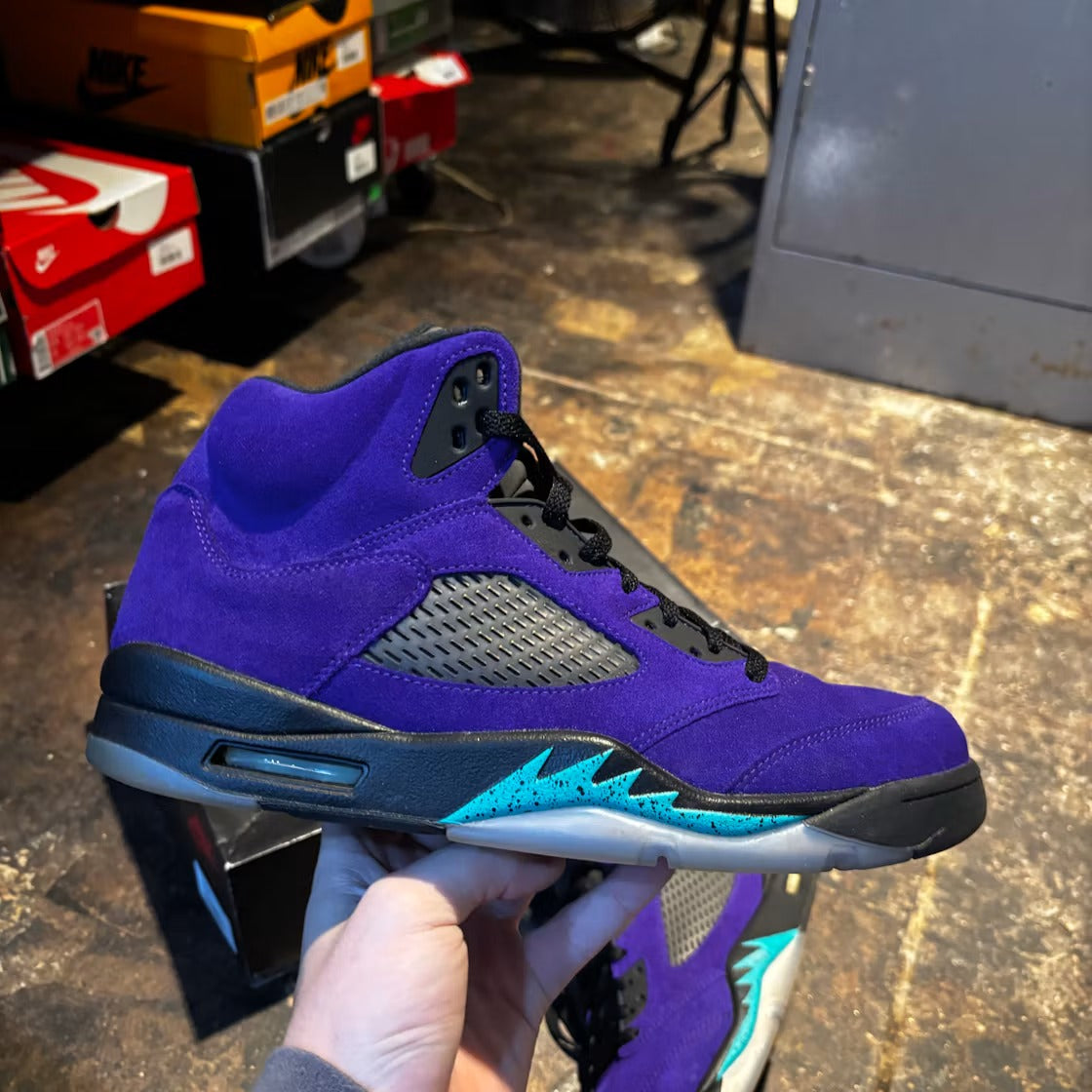 Used - Air Jordan 5 Retro Alternate Grape - US M 11.5 - detail 2