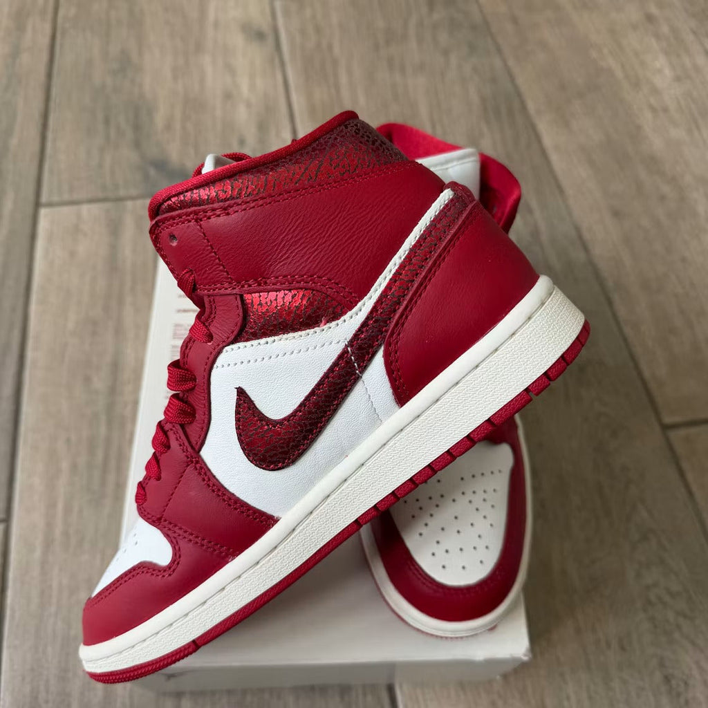 Air Jordan 1 Mid SE Red Cracked Leather (Women's) - US W 6.5 - New - Other - detail 4
