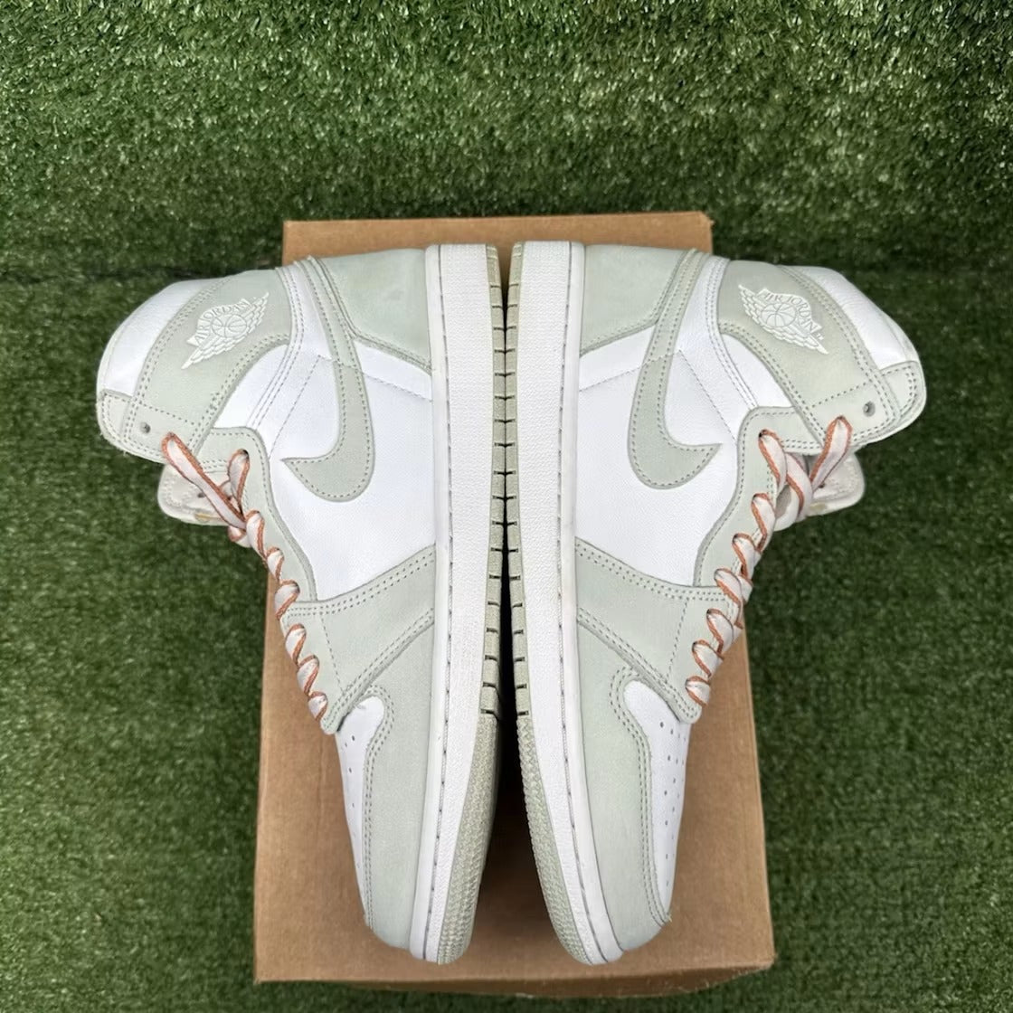 Used - Air Jordan 1 Retro High OG Seafoam (Women's) - US W 10 - detail 4
