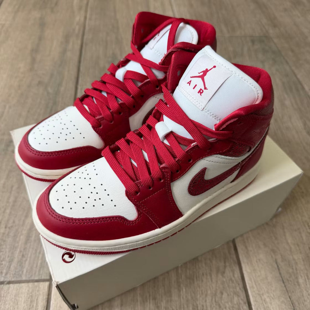 Air Jordan 1 Mid SE Red Cracked Leather (Women's) - US W 6.5 - New - Other - detail 1