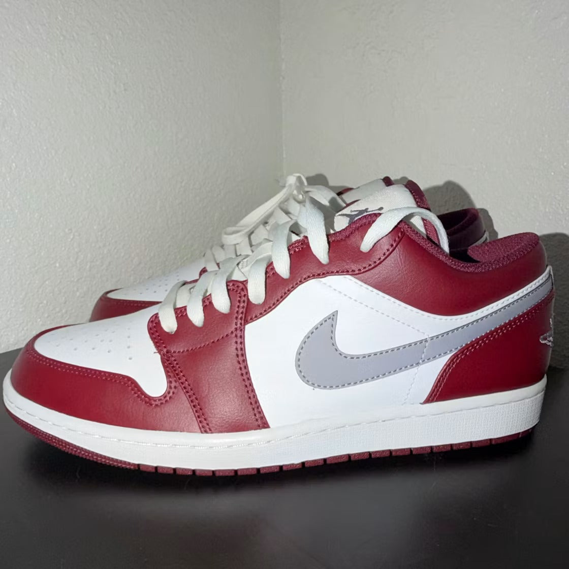 Used - Air Jordan 1 Low White Bordeaux - US M 11 - detail 3
