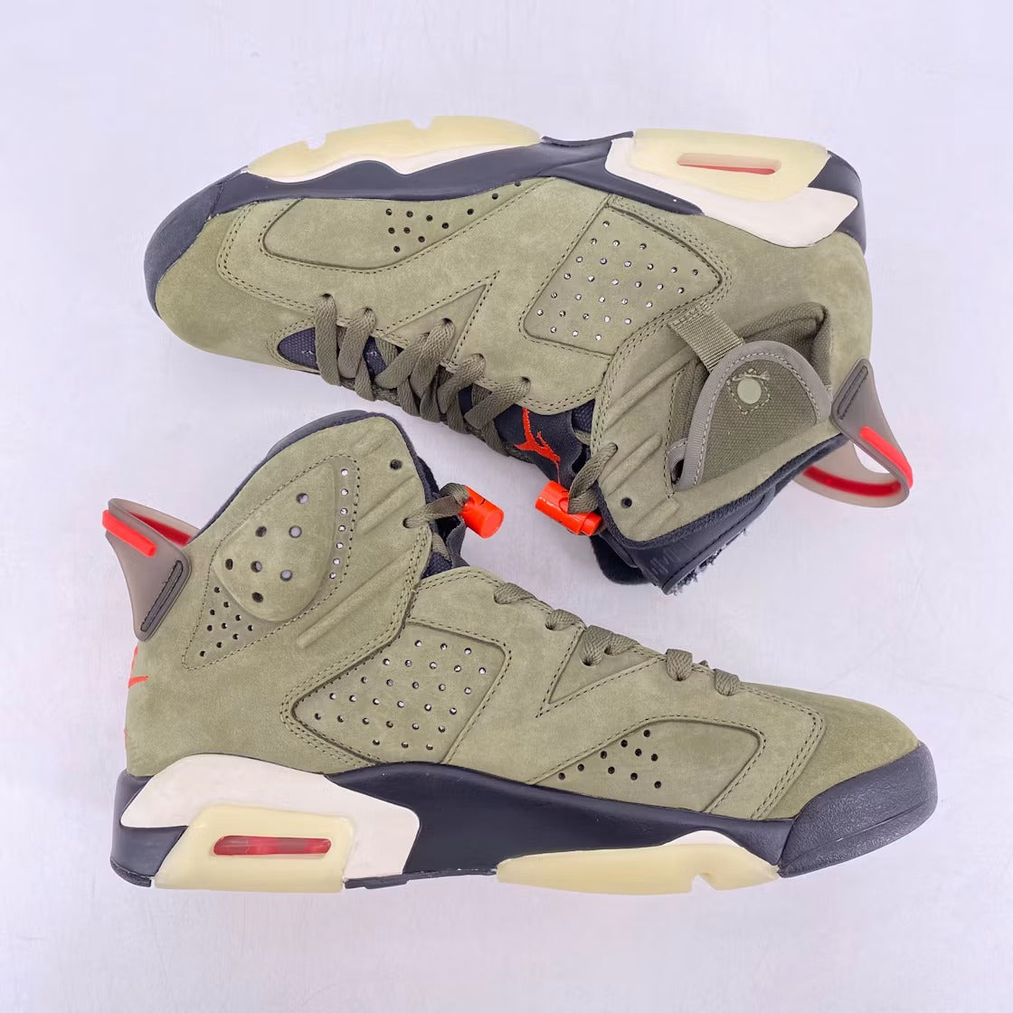 Used - Air Jordan 6 Retro Travis Scott - US M 8 - detail 2