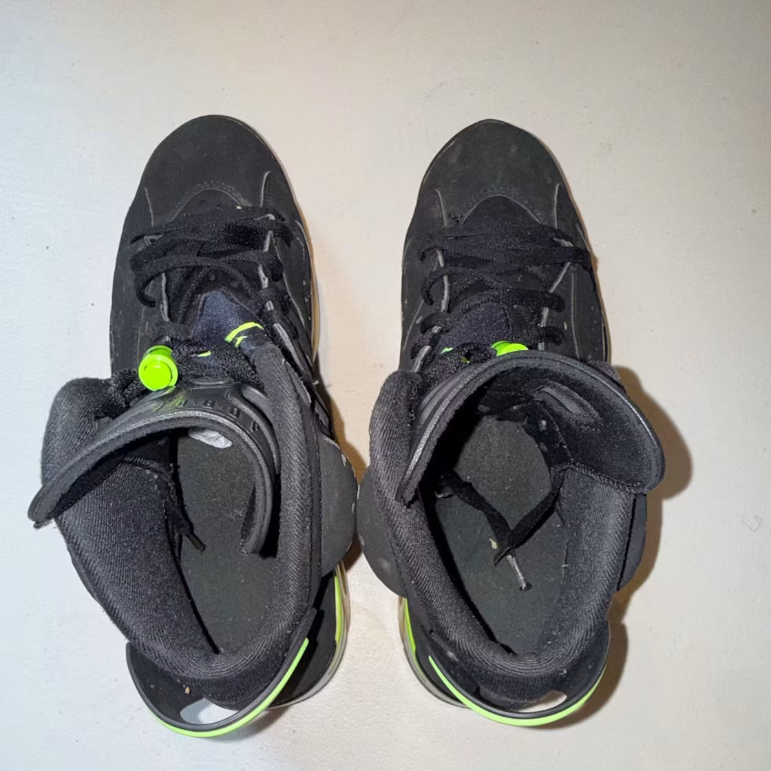 Used - Air Jordan 6 Retro Electric Green - US M 11 - detail 2