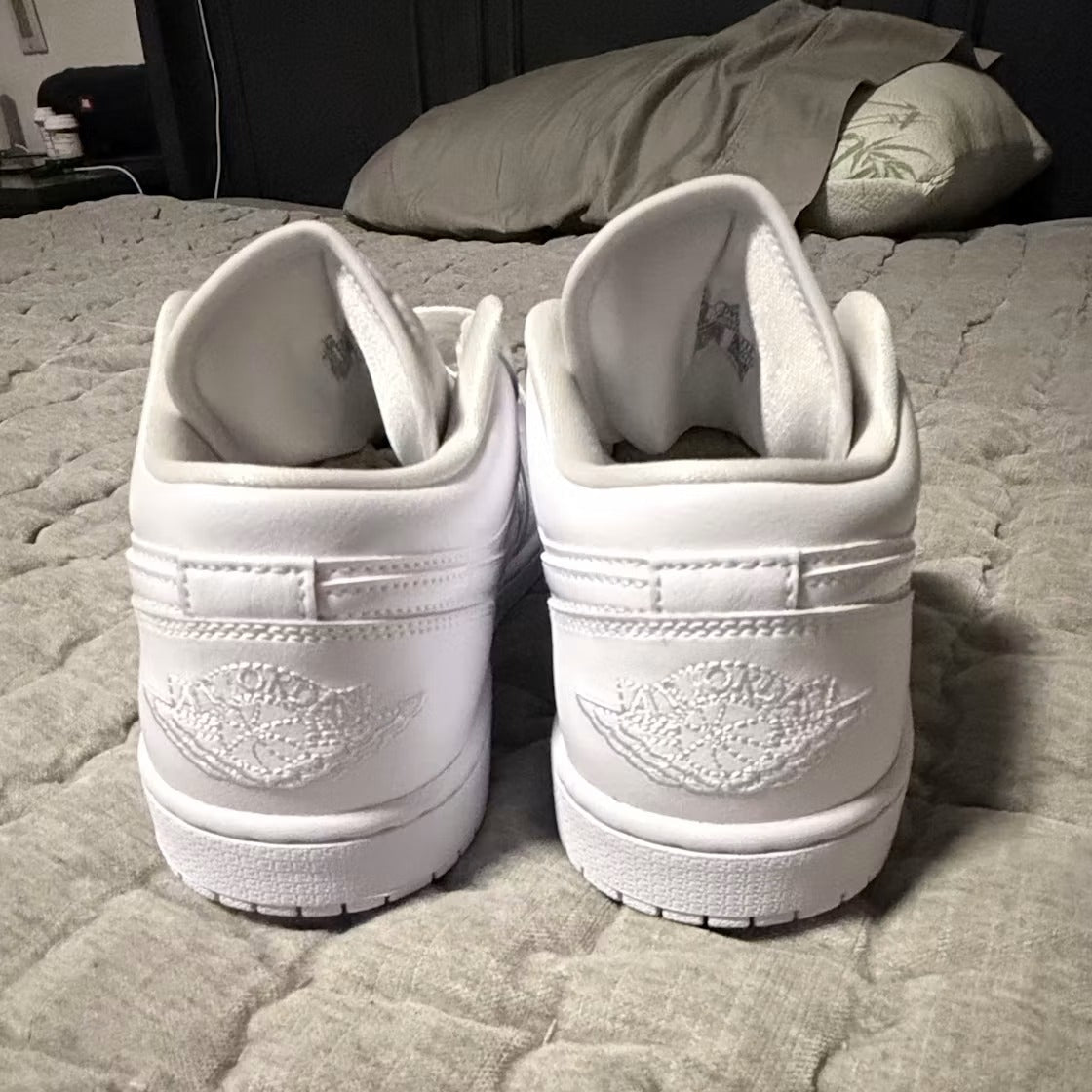 Air Jordan 1 Low Triple White (2022) (Women's) - US W 10 - New - Other - detail 4
