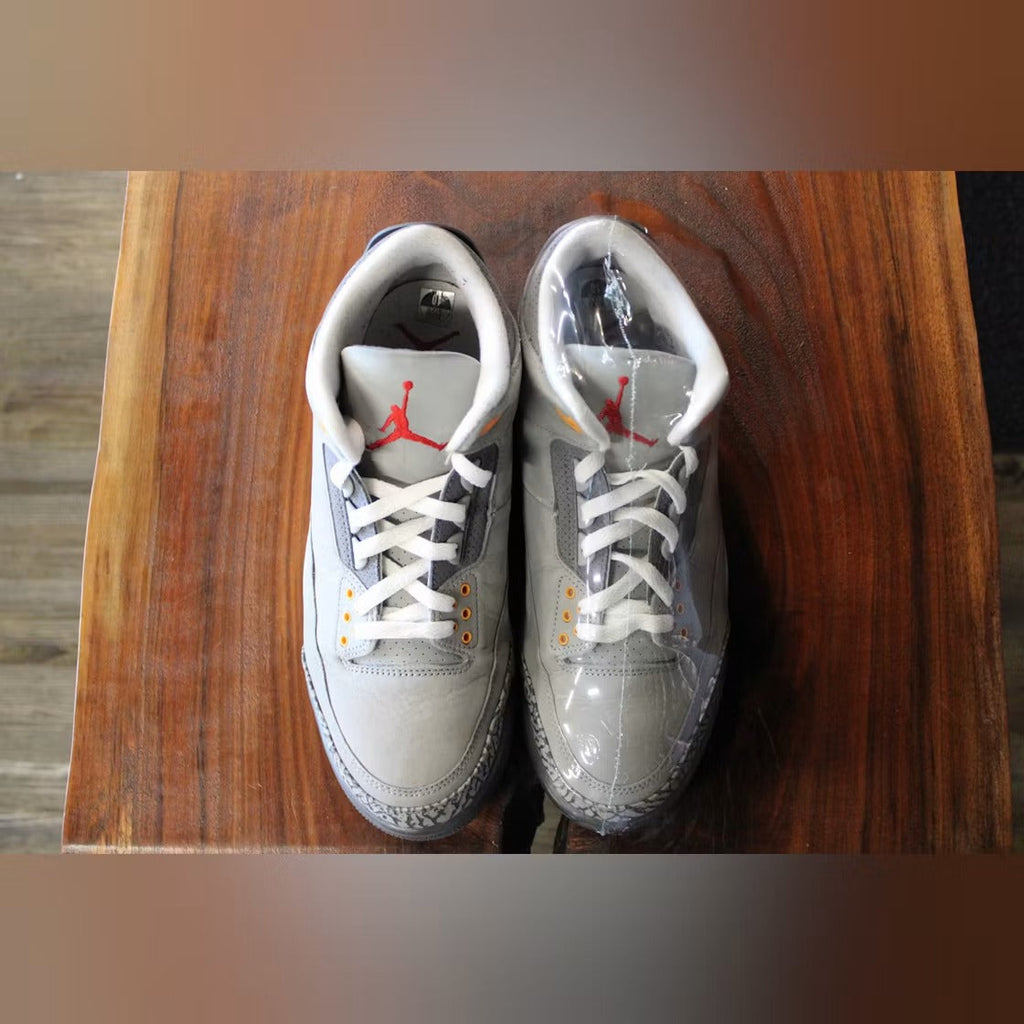 Used - Air Jordan 3 Retro Cool Grey (2021) - US M 10 - detail 4