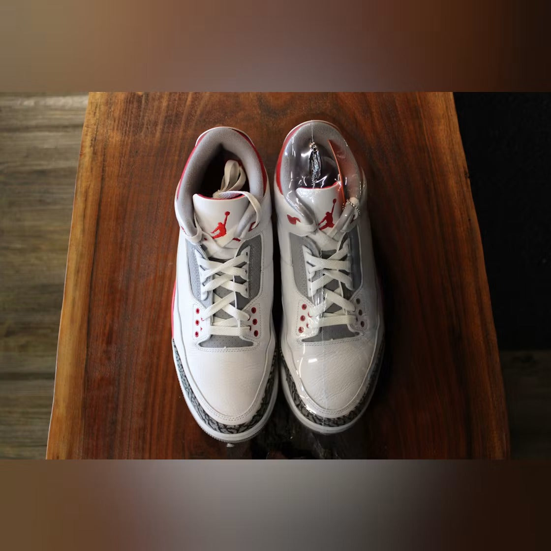 Used - Air Jordan 3 Retro Fire Red (2022) - US M 12 - detail 3