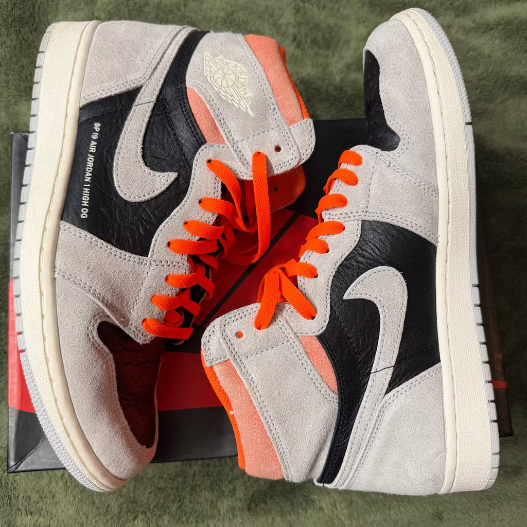 Used - Air Jordan 1 Retro High Neutral Grey Hyper Crimson - US M 10 - detail 1