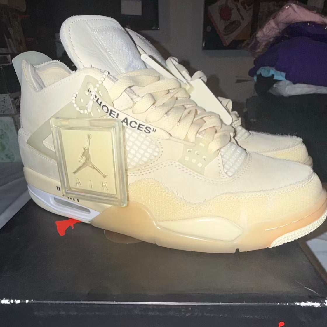 Used - Air Jordan 4 Retro Off-White Sail (Women's) - US W 12 - detail 1