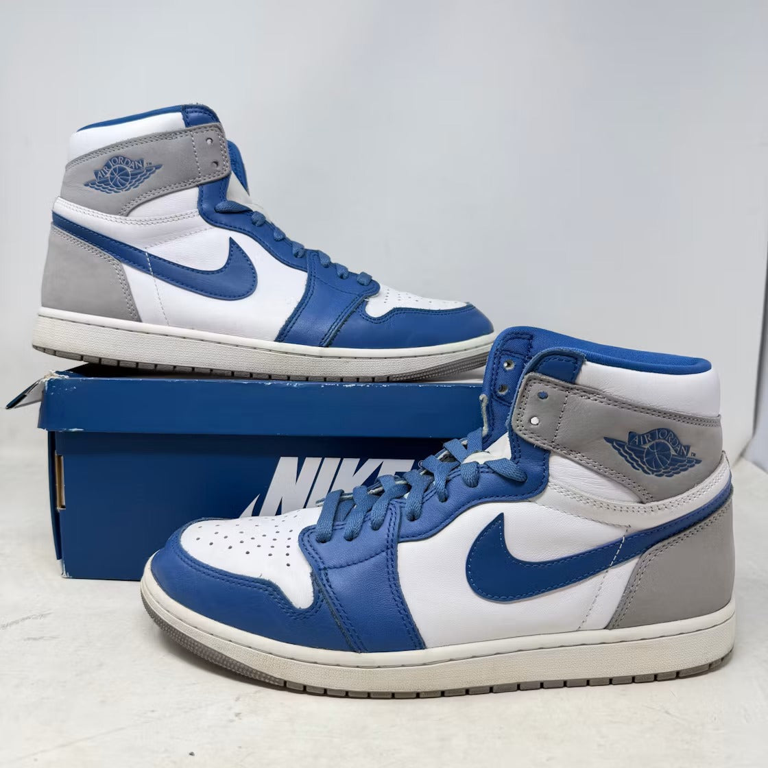Used - Air Jordan 1 Retro High OG True Blue - US M 11.5 - detail 2