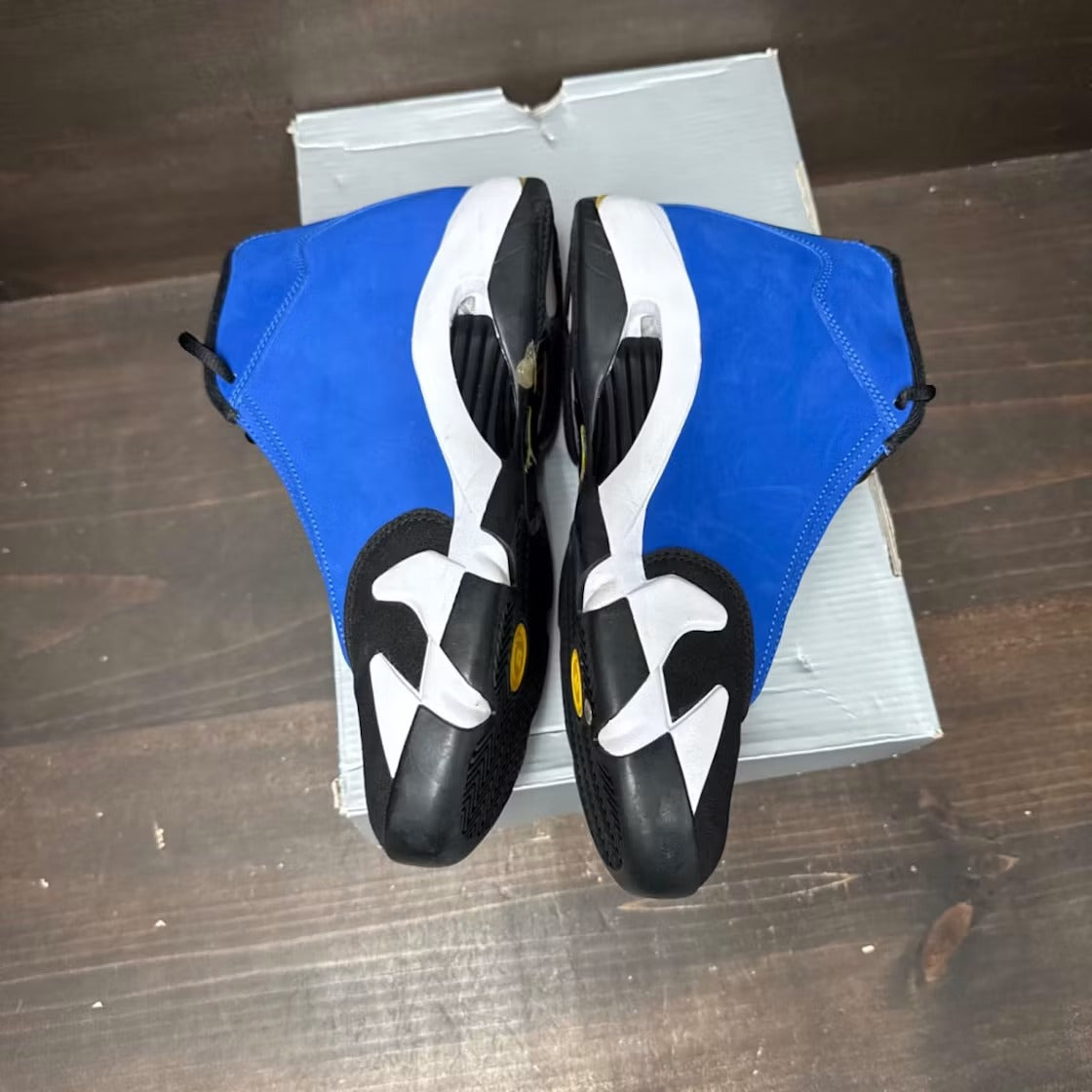 Used - Air Jordan 14 Retro Laney (2023) - US M 9.5 - detail 2
