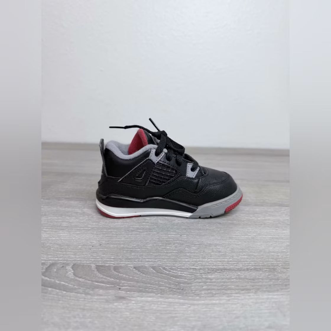 Used - Air Jordan 4 Retro Bred Reimagined (TD) - US 8C - detail 3