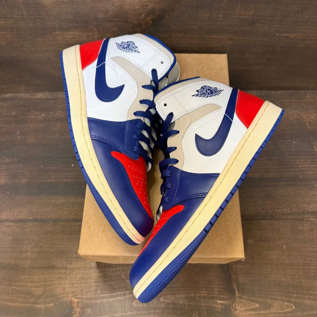 Used - Air Jordan 1 Mid Rare Air - US M 13 - detail 1