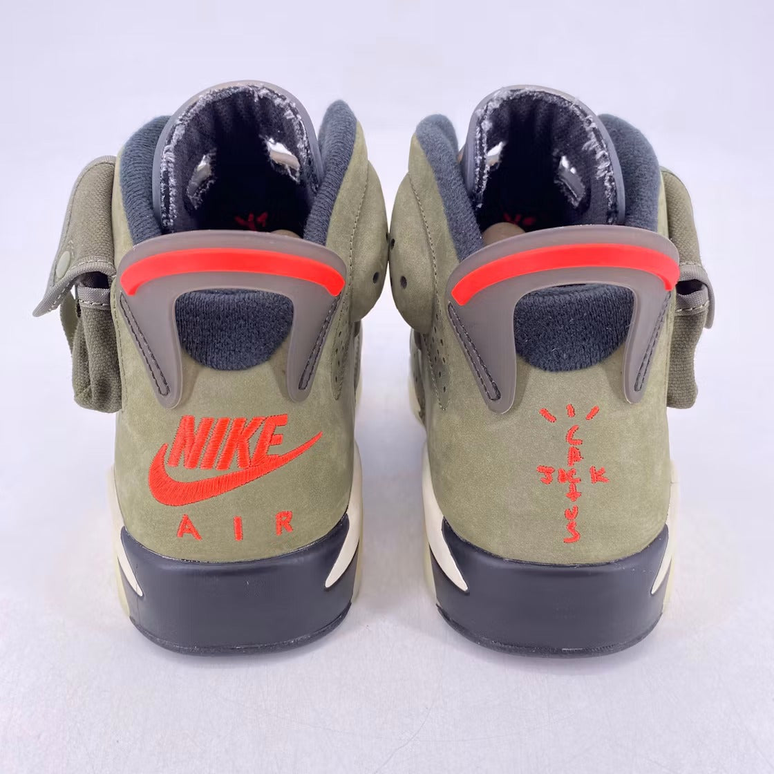 Used - Air Jordan 6 Retro Travis Scott - US M 8 - detail 3