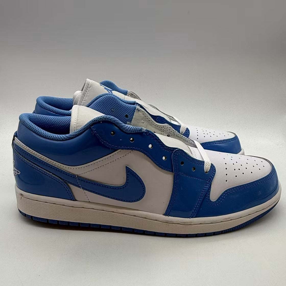 Used - Air Jordan 1 Low SE White Legend Blue - US M 11 - detail 3