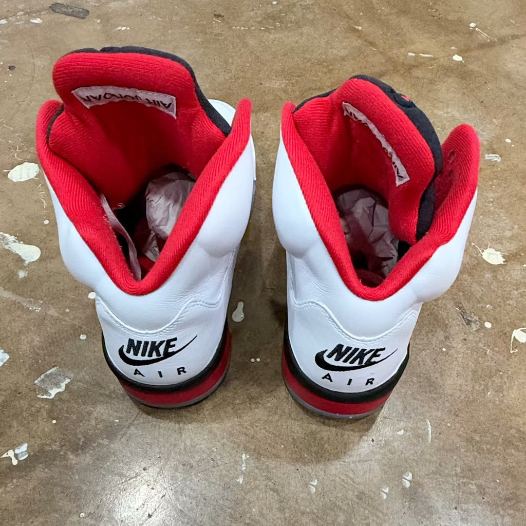 Used - Air Jordan 5 Retro Fire Red Black Tongue (2025) - US M 12 - detail 4