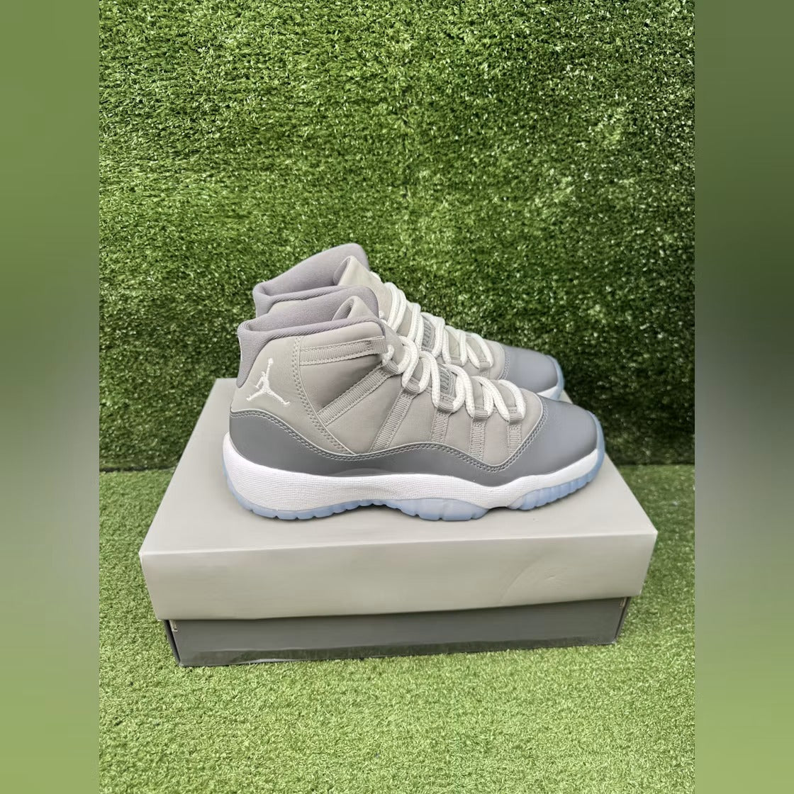 Used - Air Jordan 11 Retro Cool Grey (2021) (GS) - US 6Y - detail 3