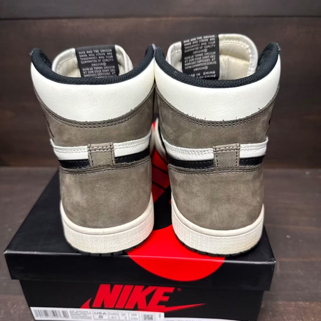 Used - Air Jordan 1 Retro High Dark Mocha - US M 8 - detail 4