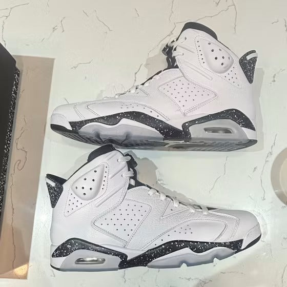 Used - Air Jordan 6 Retro Reverse Oreo - US M 14 - detail 1