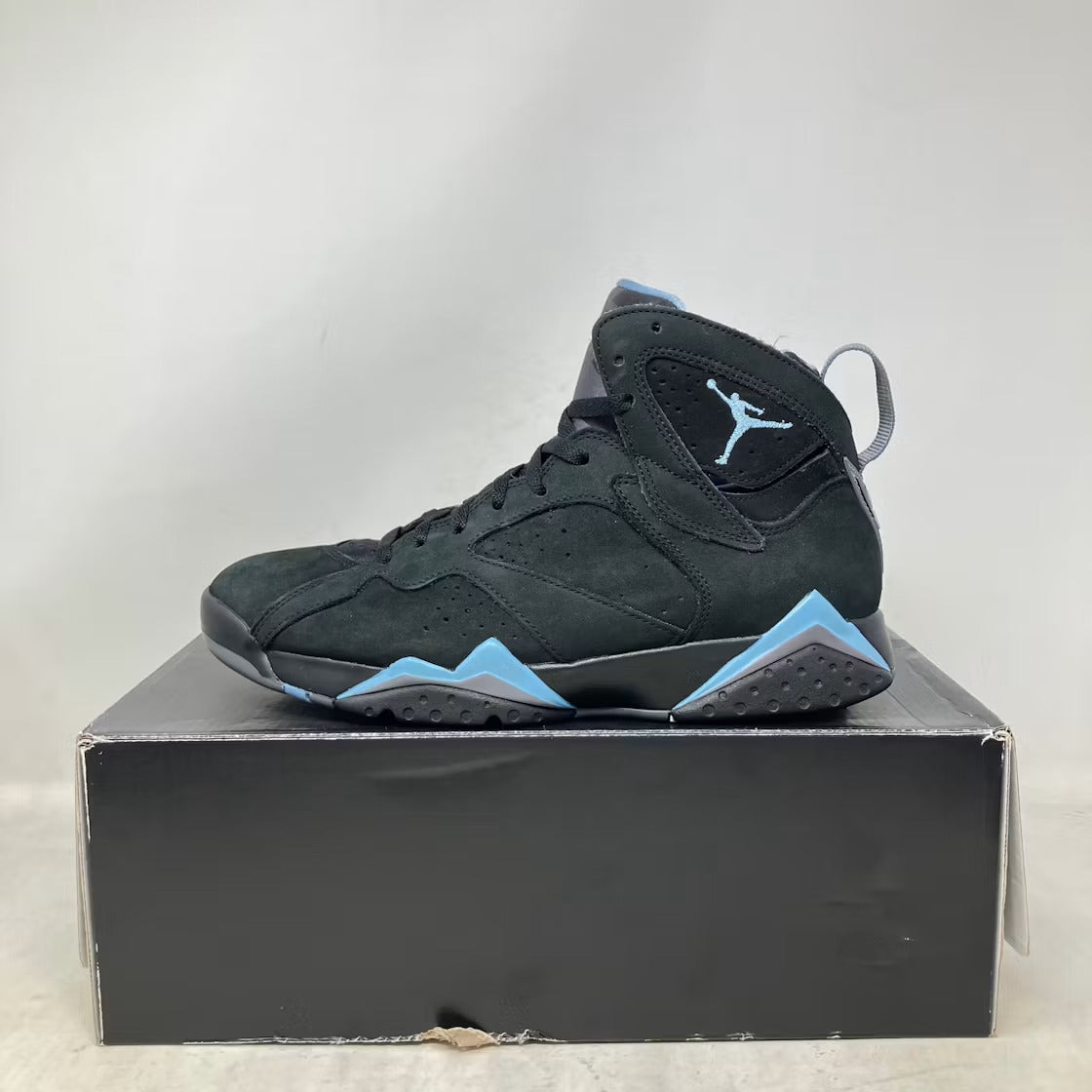 Used - Air Jordan 7 Retro Chambray (2023) - US M 9 - detail 1