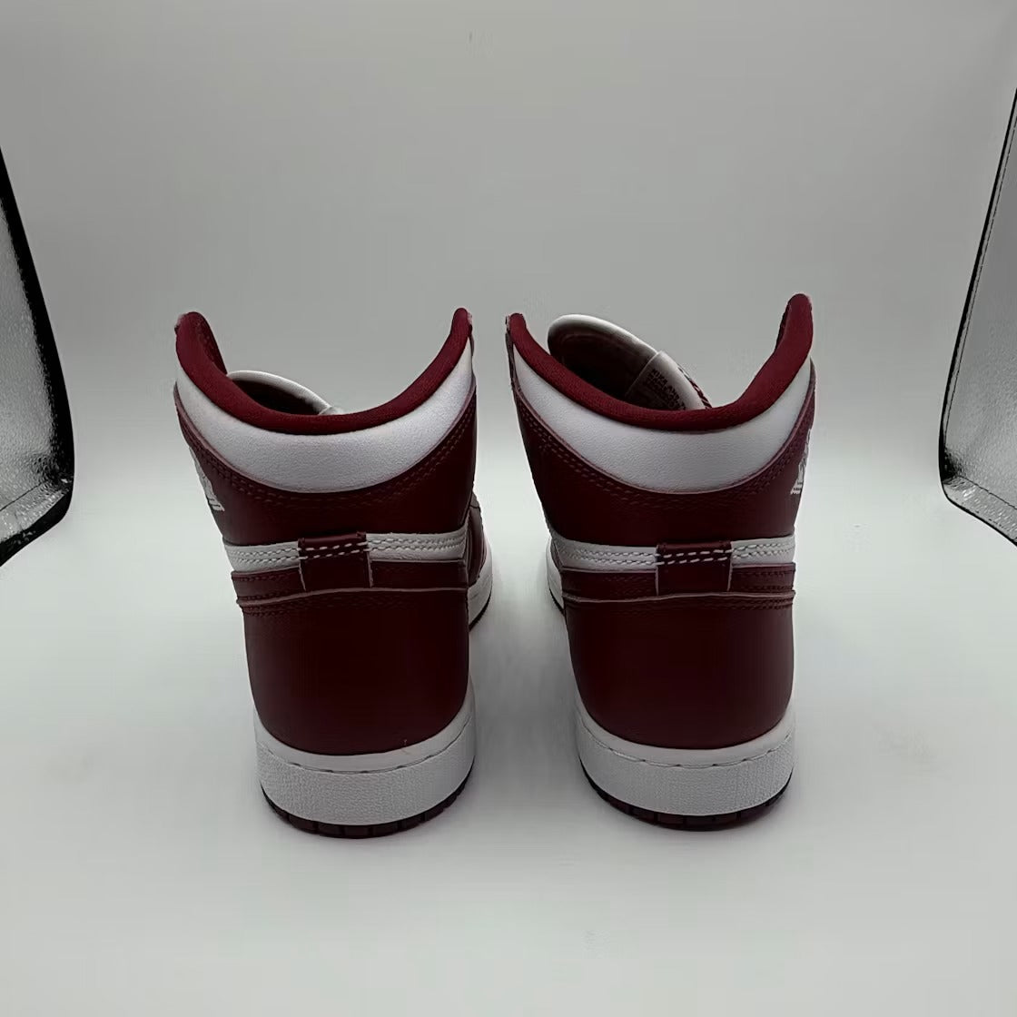 Air Jordan 1 Retro High OG Artisanal Team Red (GS) - US 4.5Y - New - Other - detail 3