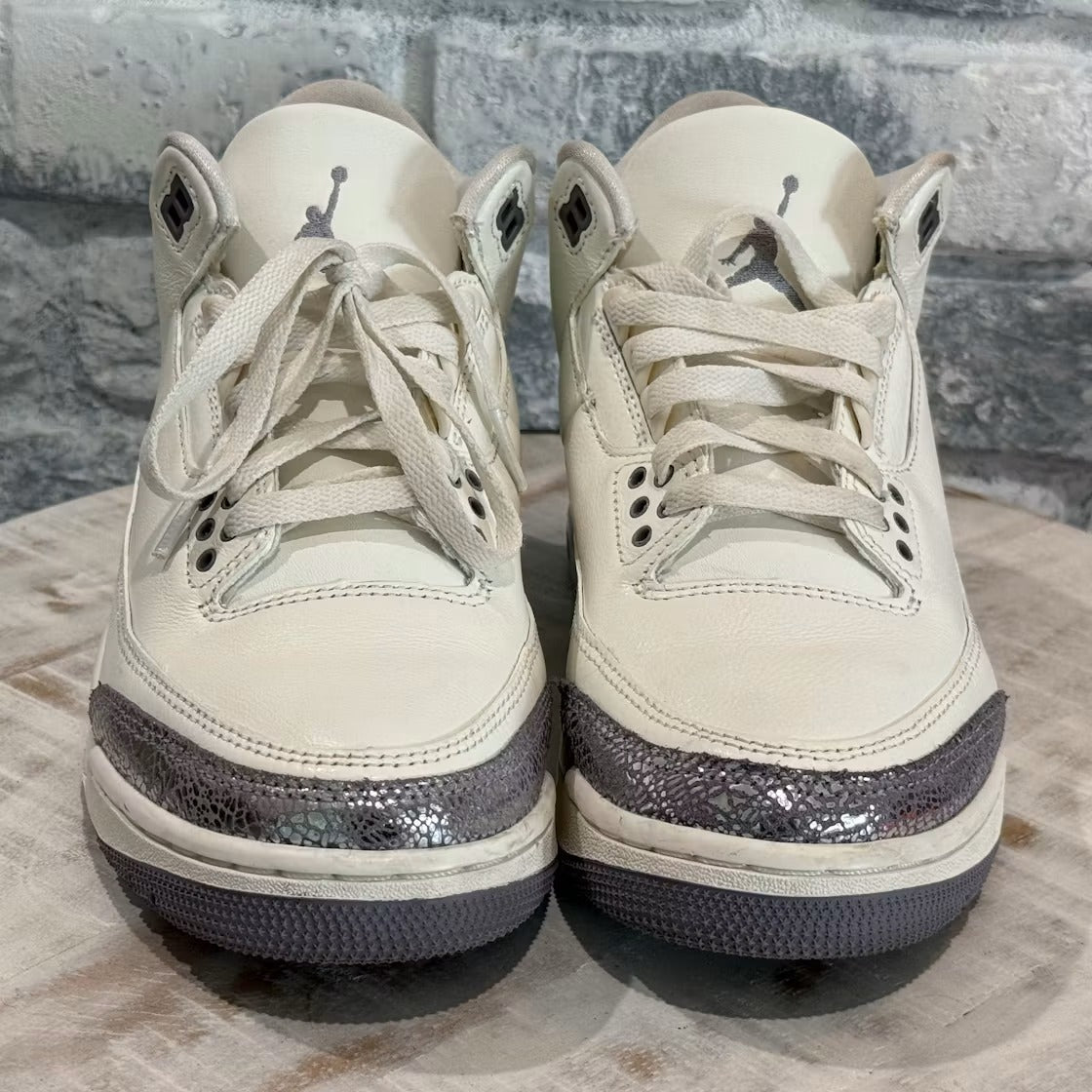 Used - Air Jordan 3 Retro Sail Cement Grey (Women's) - US W 7.5 - detail 2