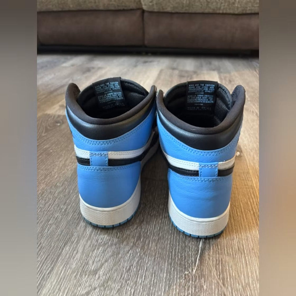 Used - Air Jordan 1 Retro High OG UNC Toe (GS) - US 7Y - detail 2