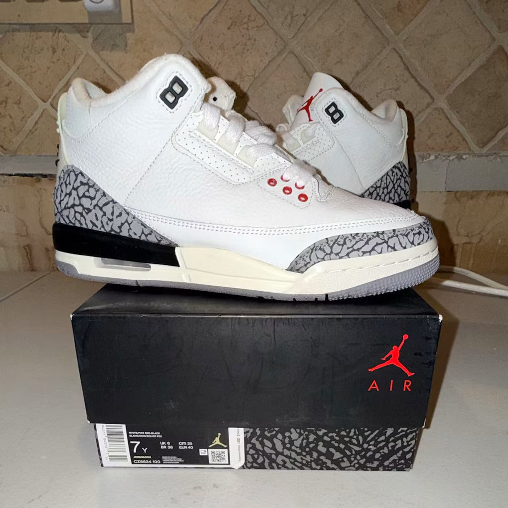 Used - Air Jordan 3 Retro White Cement Reimagined (GS) - US 7Y - detail 1