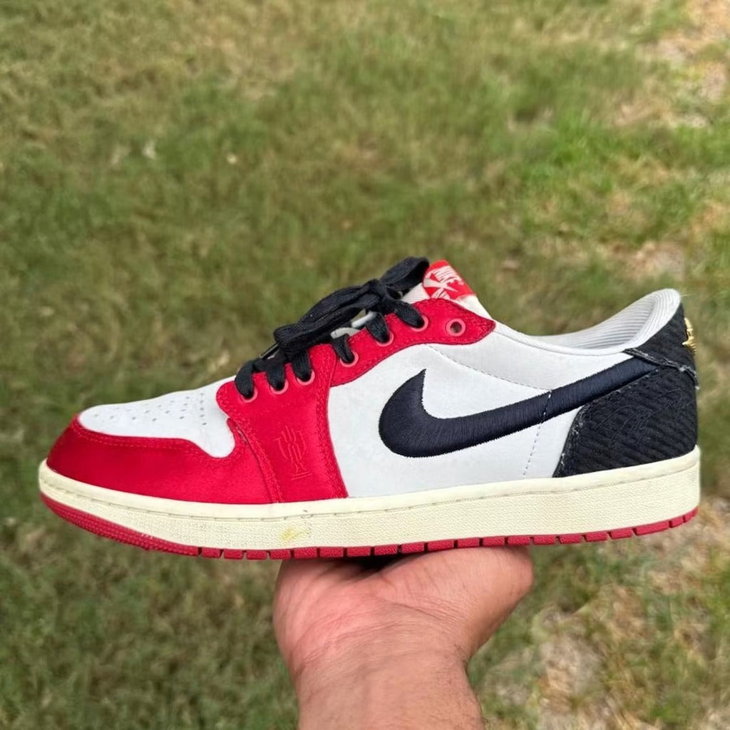 Used - Air Jordan 1 Retro Low OG Trophy Room Rookie Card Away - US M 10 - detail 2