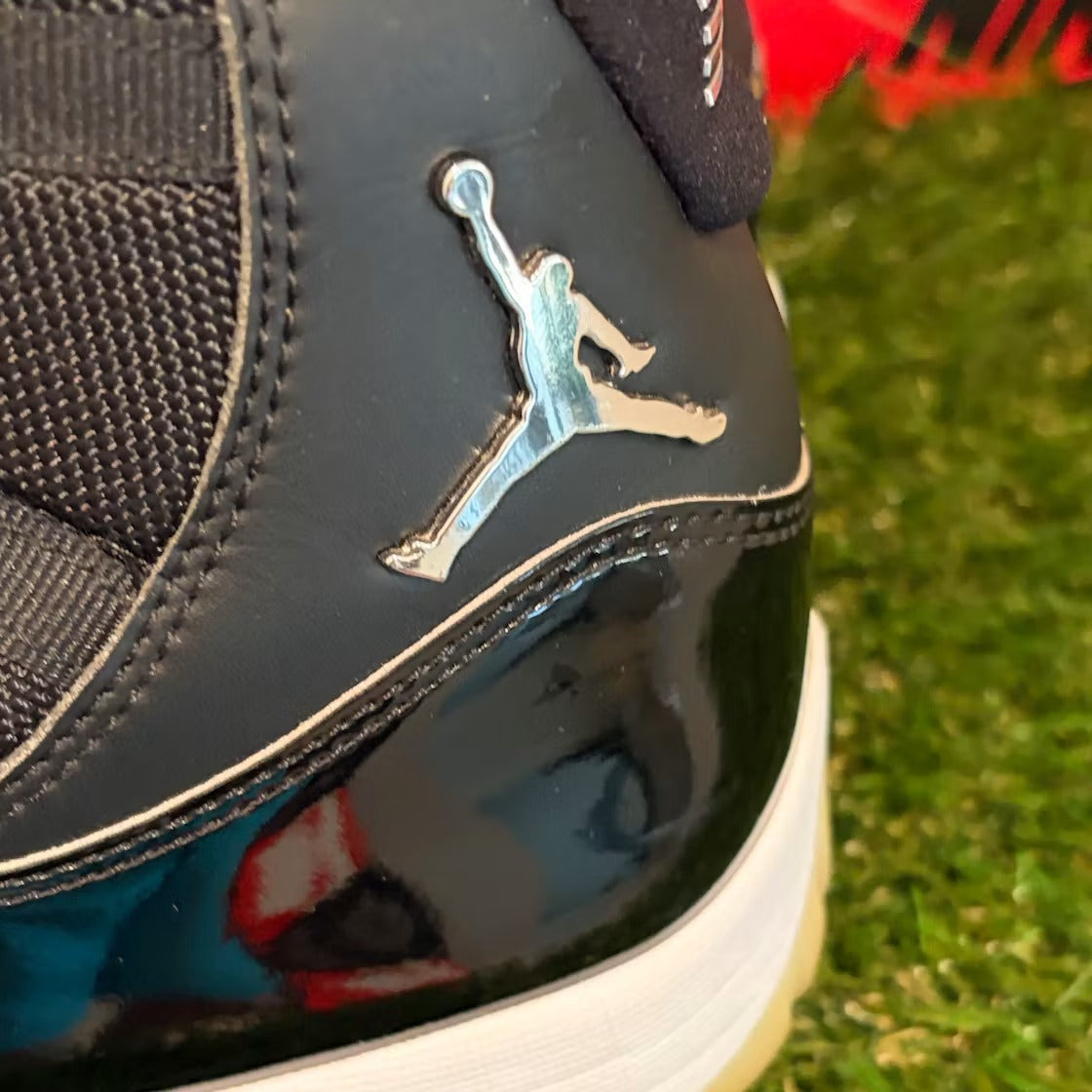 Used - Air Jordan 11 Retro Jubilee 25th Anniversary - US M 12 - detail 4